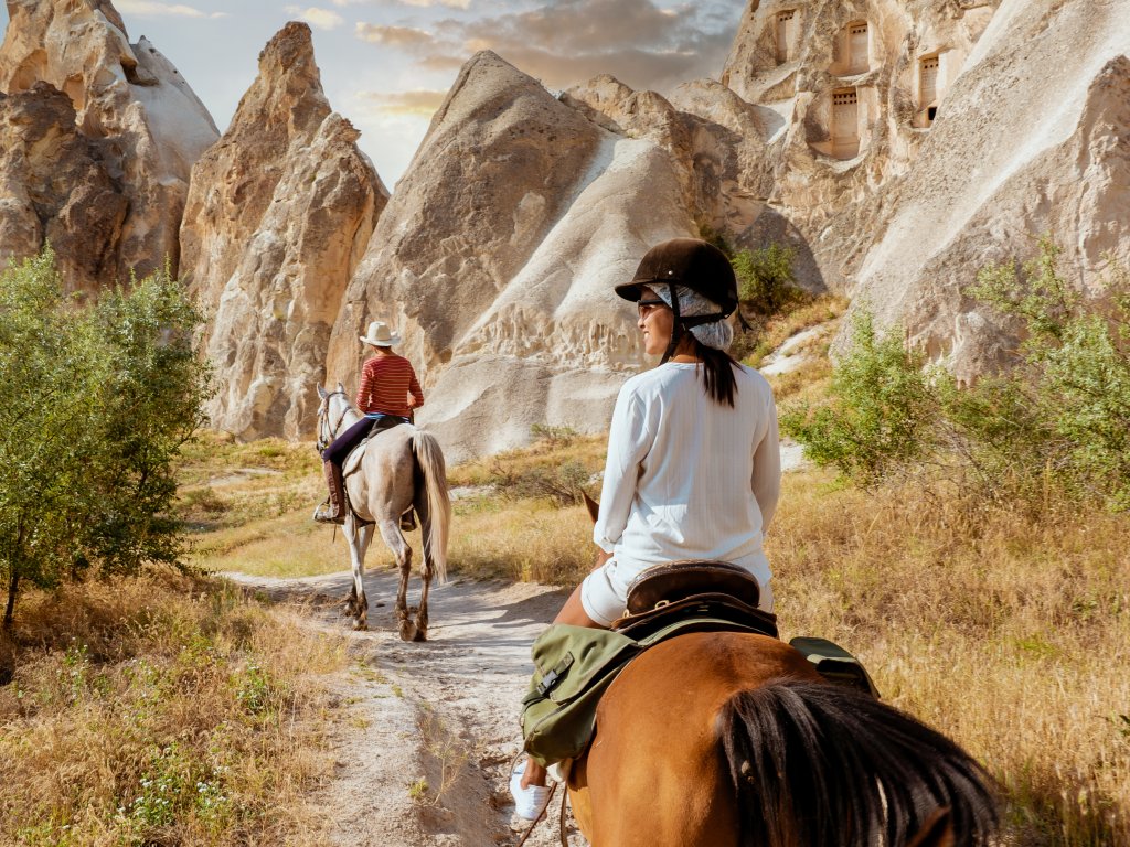 Horseback Riding Tour (2 Hours)